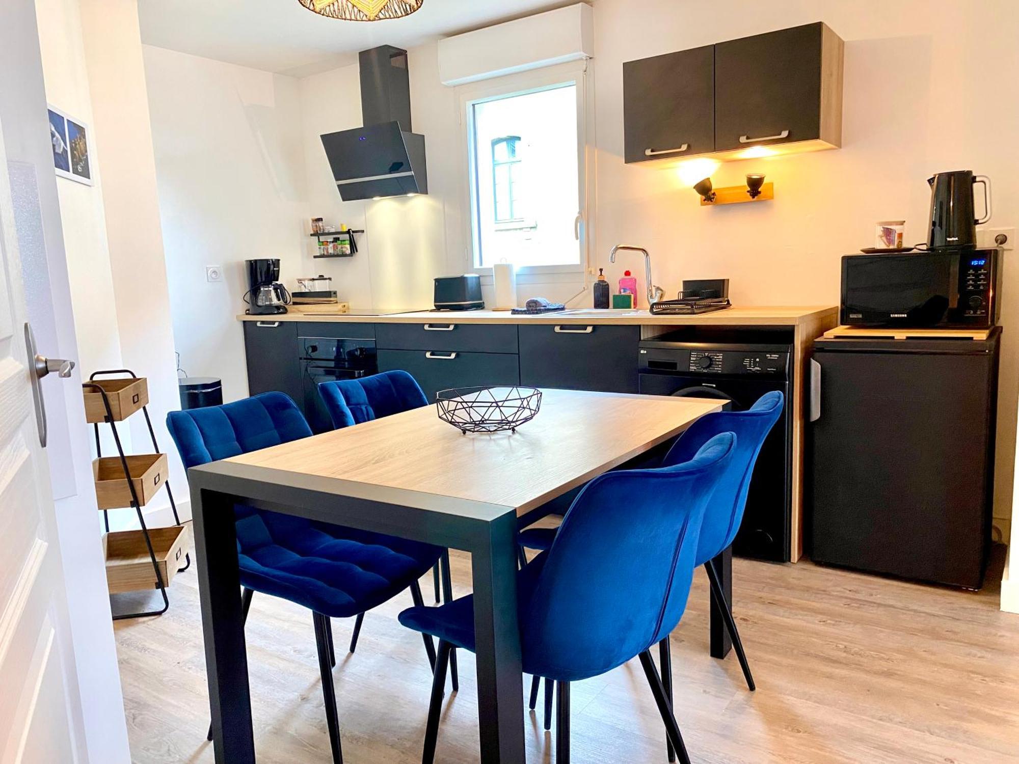 Appartement, Confort, Parking, Terrasse Dinan Dış mekan fotoğraf